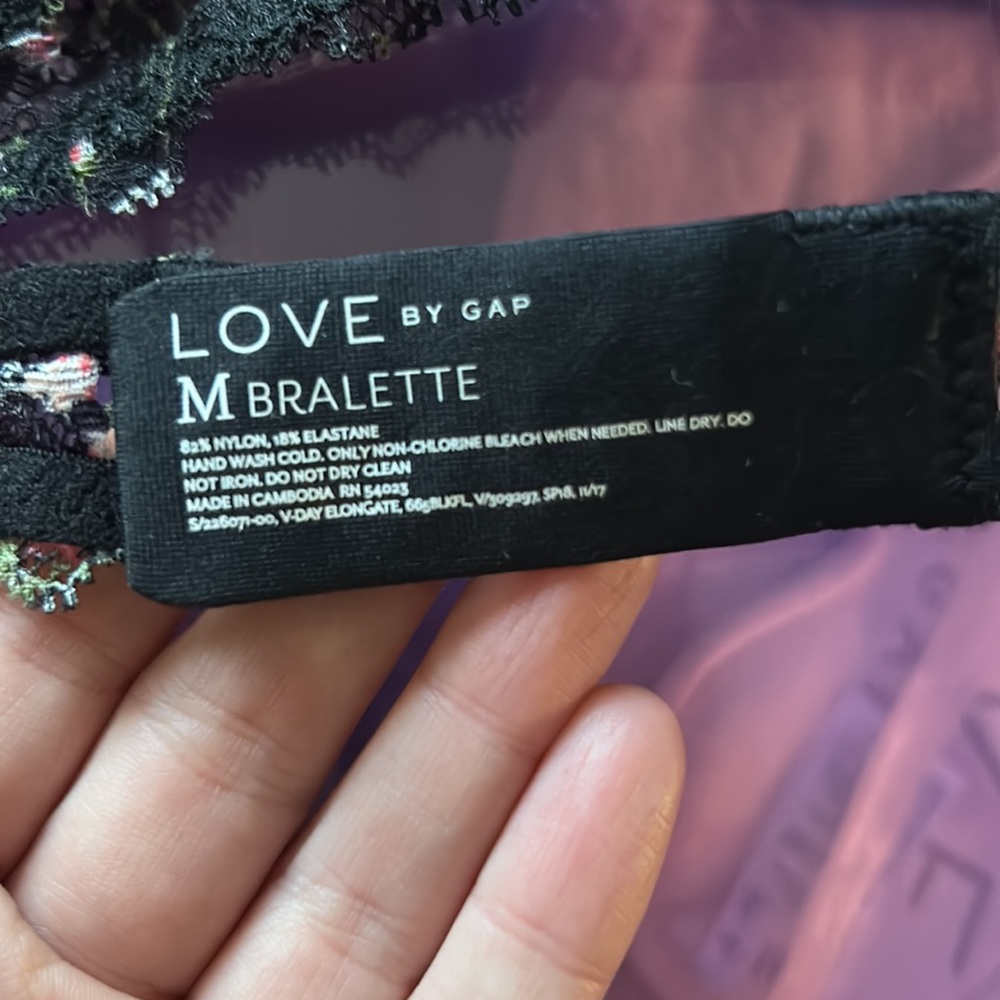 NWT Floral Lace Triangle Bralette - Picture 7 of 7